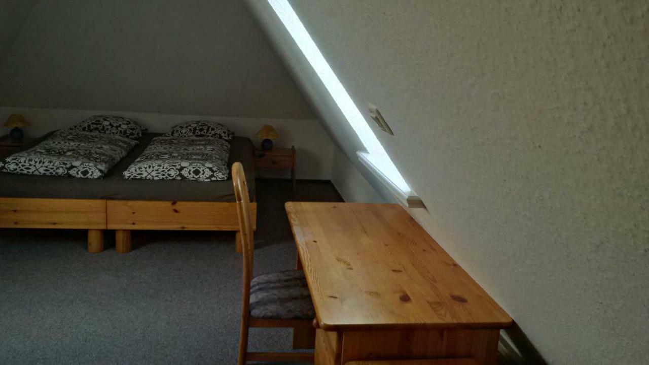 Ferienwohnungen Und Haushaelfte Friesland Midlum (Schleswig-Holstein) Exterior foto