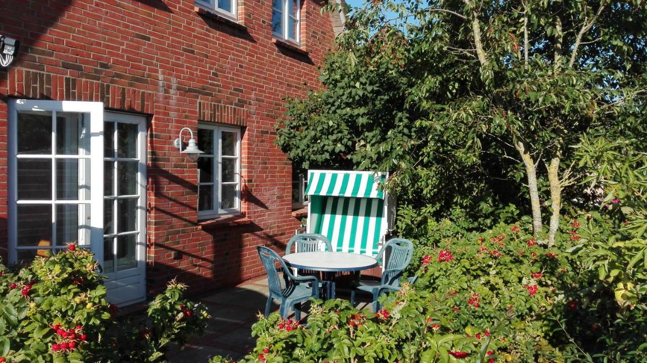 Ferienwohnungen Und Haushaelfte Friesland Midlum (Schleswig-Holstein) Exterior foto